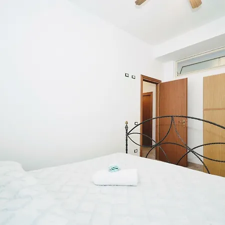 Bl004 2 Apartment